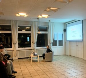 Lara Opfermann Bei Vortrag